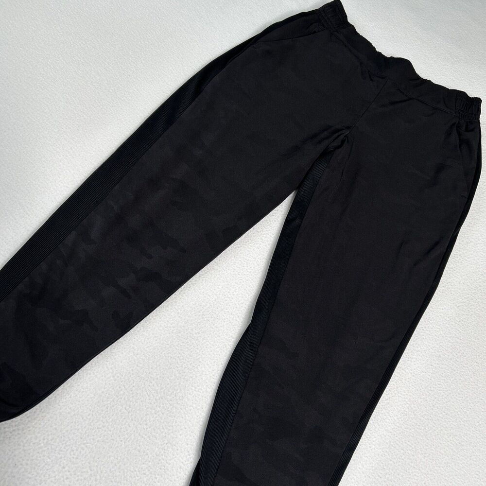 Athleta Womens Size 4P Brooklyn Lined Black Camo Jogger Pants